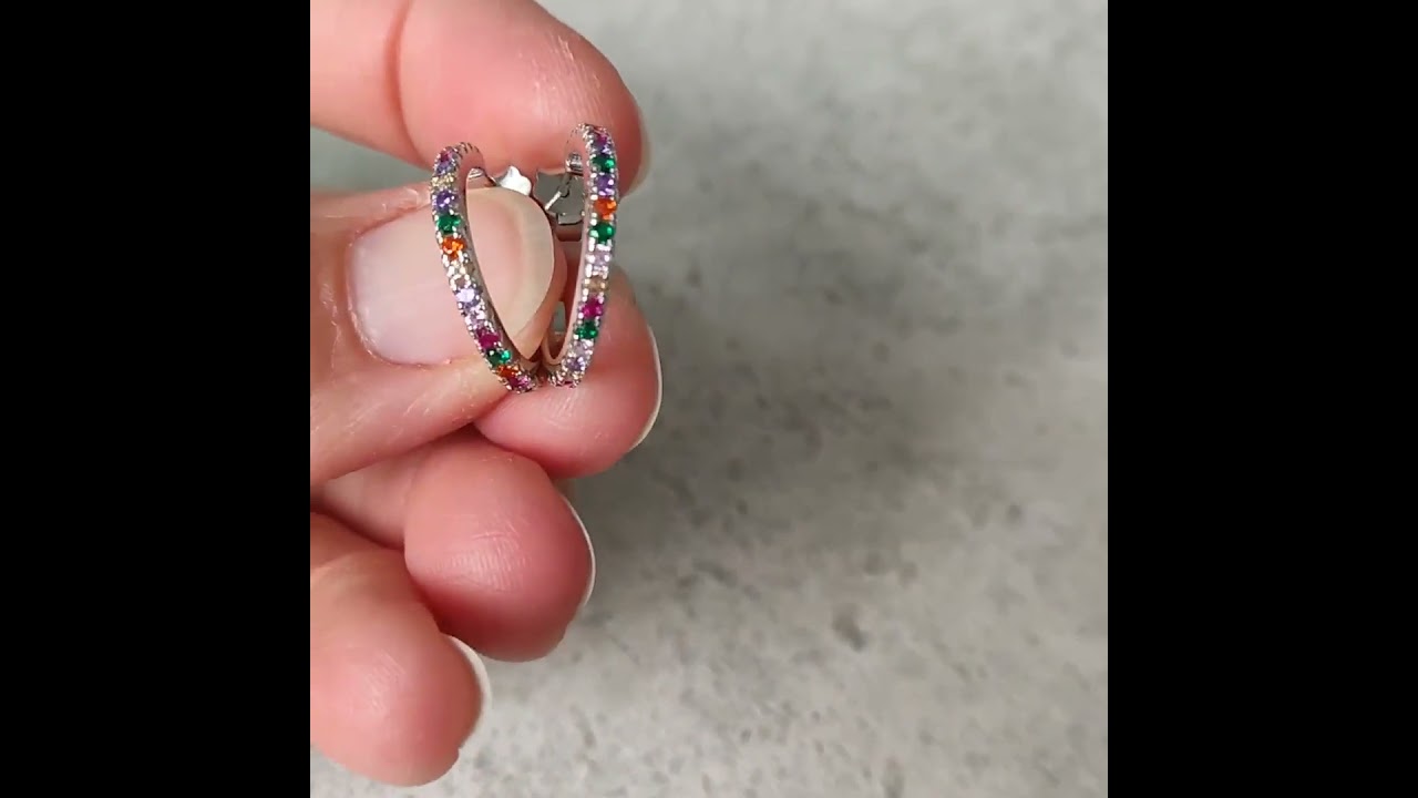 pendientes de aro con piedras de colores