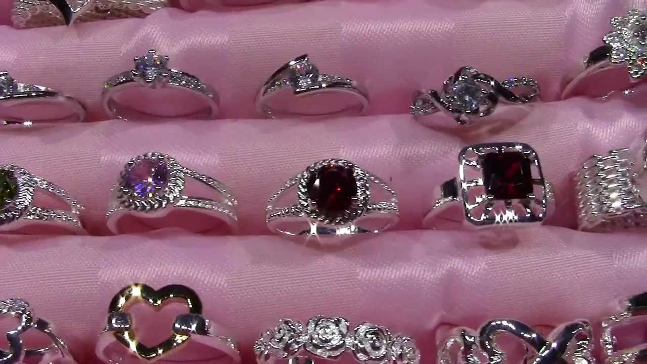 anillos grandes de plata con piedras